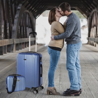 Suitcase 60Cm+Toiletry bag Itaca Sevron