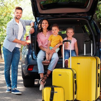 Lot de 2/3 valises (Cabine, Medium et Large) Sevron rigide avec une capacité de L