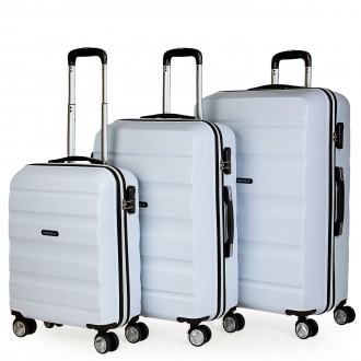 Medium Elba rigid suitcases...