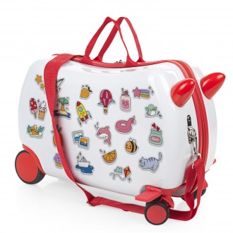 Children s Suitcase Corridor Itaca Happy Fun Days