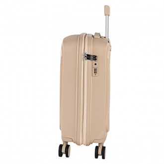 Suitcase Cabin Itaca Moscow