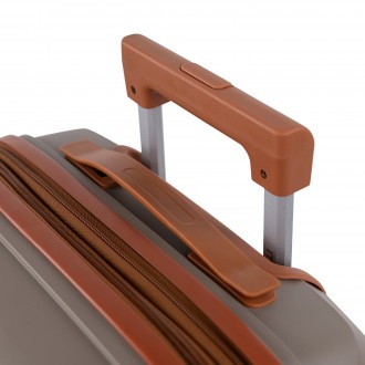 Itaca Sena Cabin Suitcase